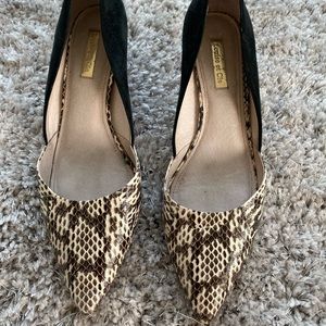 Pumps - snake skin and suede